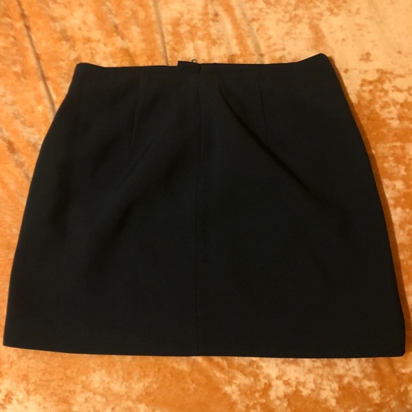 Skirt - Picture 5 of 6